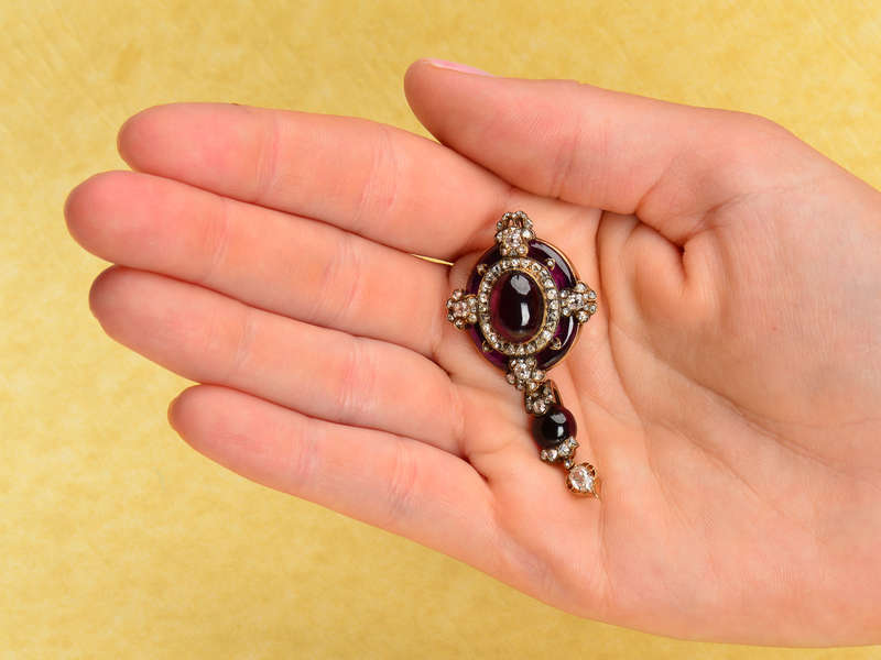Antique French Holbeinesque Garnet Pendant Brooch