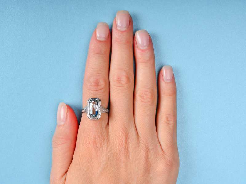 Aquamarine Allure- Vintage Filigree White Gold Ring