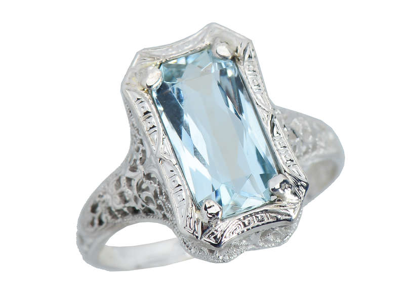 Aquamarine Allure- Vintage Filigree White Gold Ring