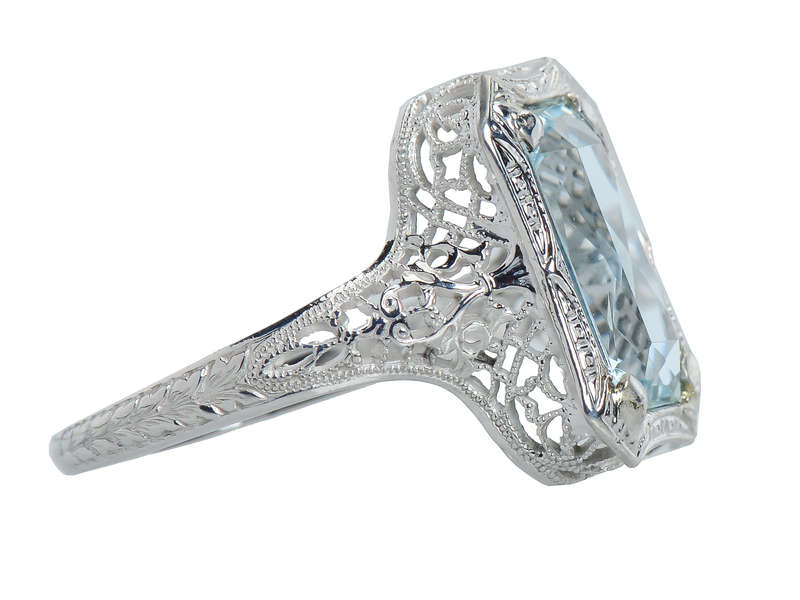 Aquamarine Allure- Vintage Filigree White Gold Ring