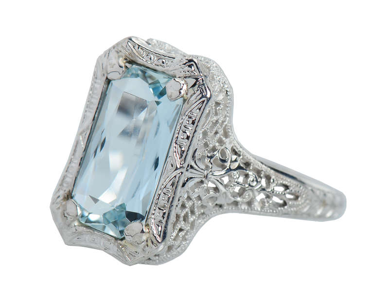 Aquamarine Allure- Vintage Filigree White Gold Ring