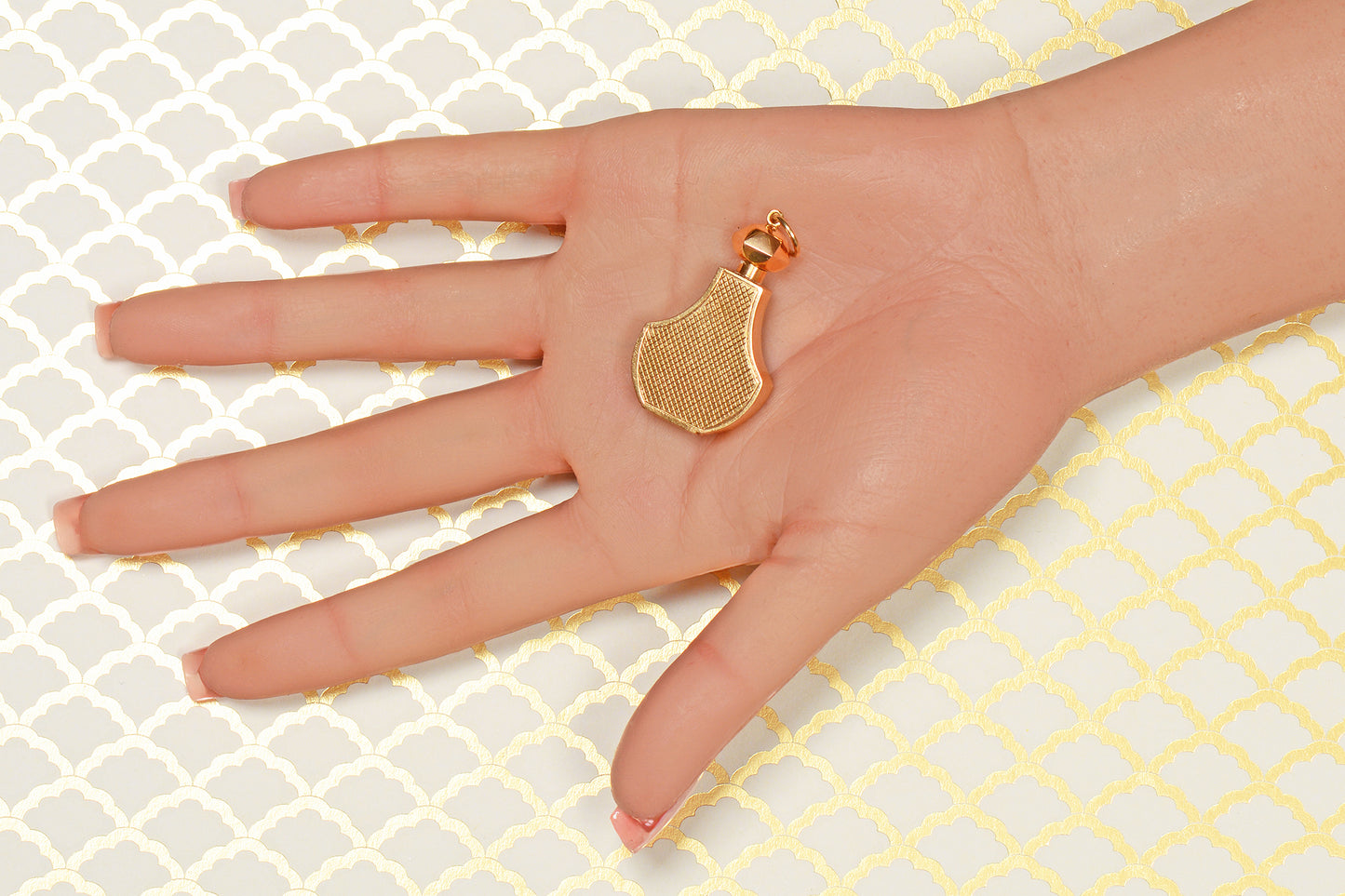 Vintage 18k Gold Perfume Bottle Pendant