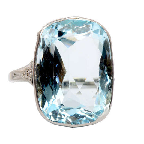 Sublime Art Deco Huge Aquamarine Solitaire Ring