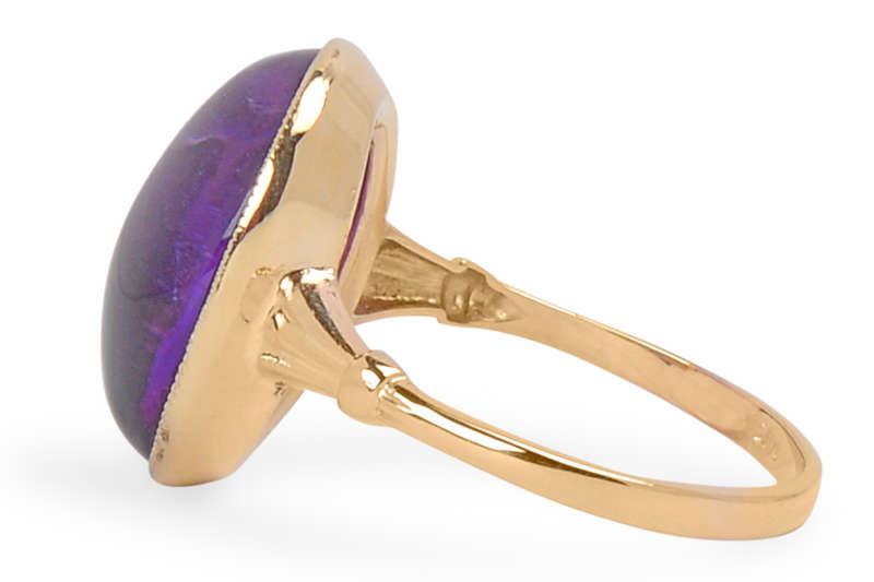 Amethyst Royale - Vintage Gold Oval Ring