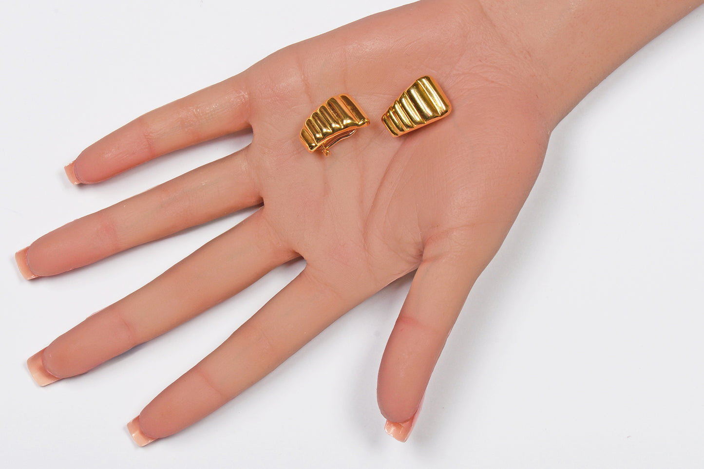 Vintage Italian  Unoaerre 14k Gold Post Clip Earrings