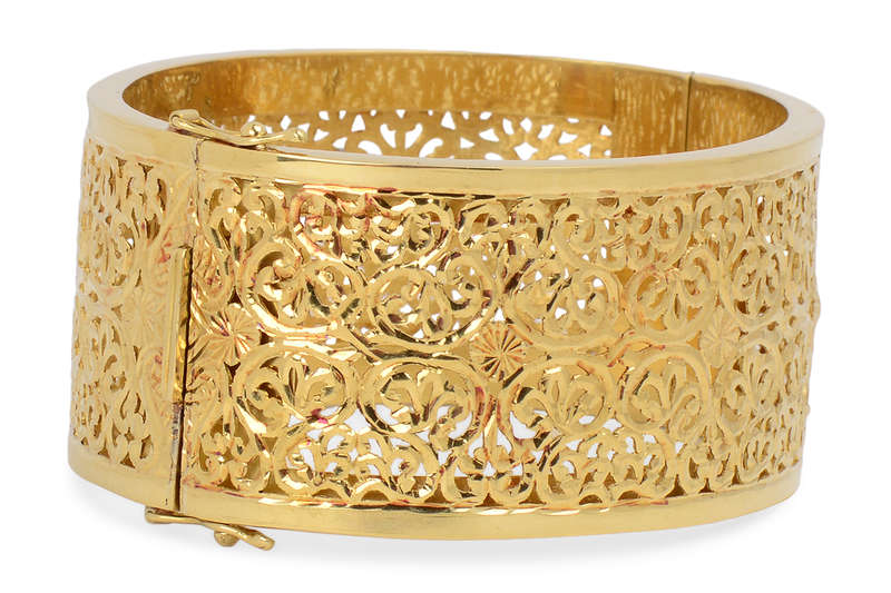 Wide & Wonderful - 18k Gold Tracery Bangle Bracelet