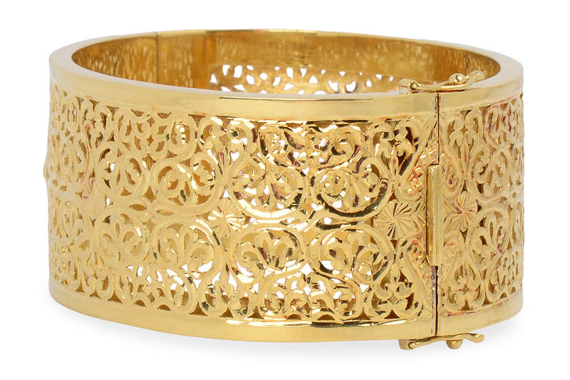 Wide & Wonderful - 18k Gold Tracery Bangle Bracelet