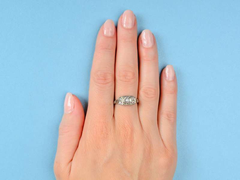 Vintage Art Deco Engagement Ring