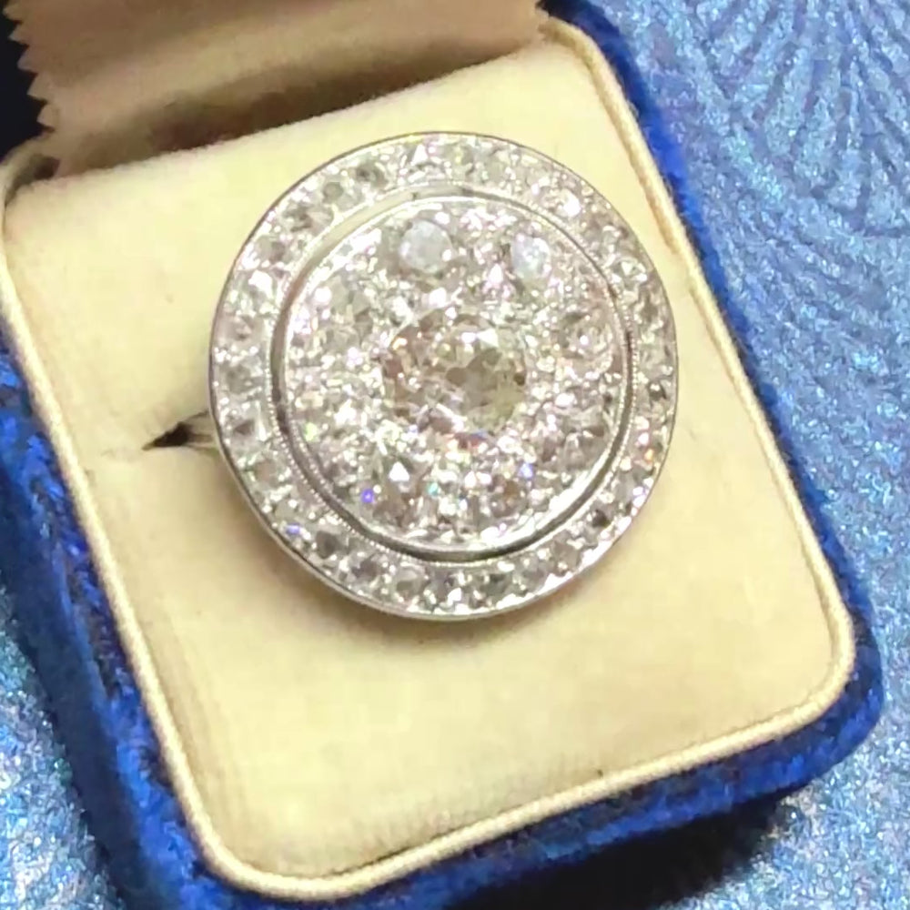 
                      
                        ギャラリービューアでビデオを読み込んで再生、French Diamond Platinum Dinner Antique Ring in the Round
                      
                    
