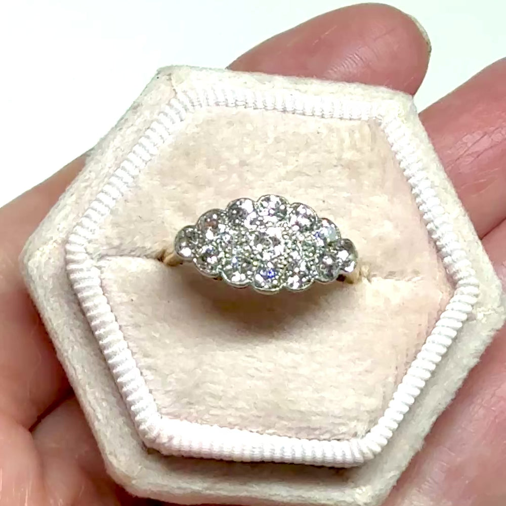 
                      
                        ギャラリービューアでビデオを読み込んで再生、Natural Pearl Diamond Secret Locket Ring
                      
                    